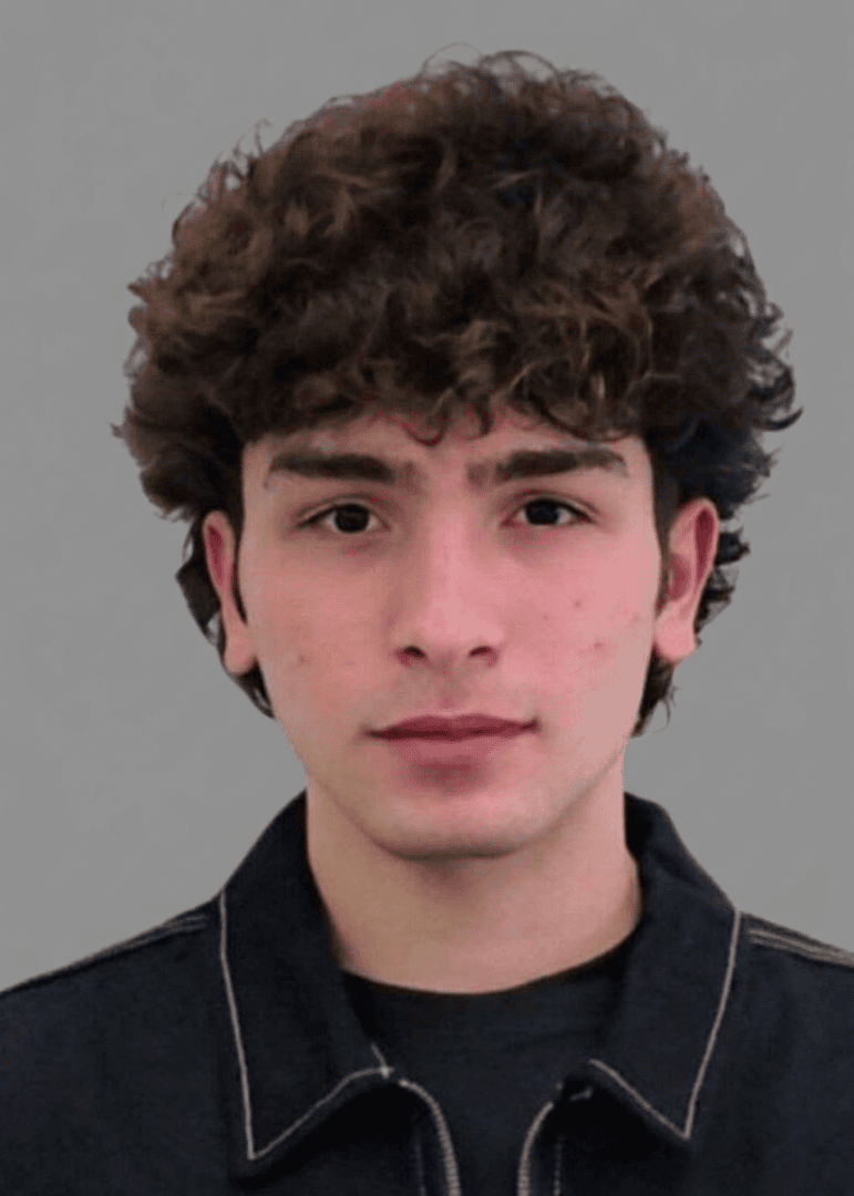 Arian, Marketing Manager at Struxa